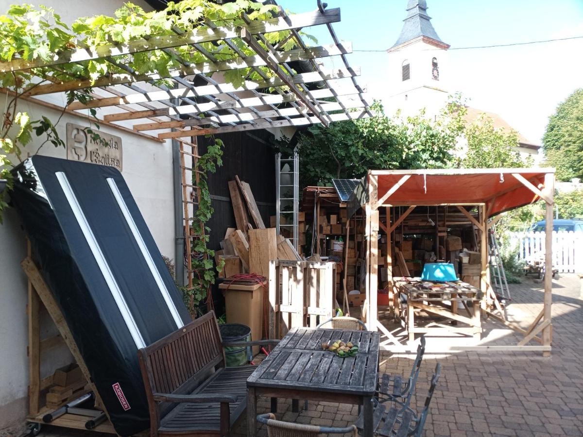 Familiensuite, Zwei Zimmer, Mitbenutzung Von Kuche Und Bad Rott Kültér fotó